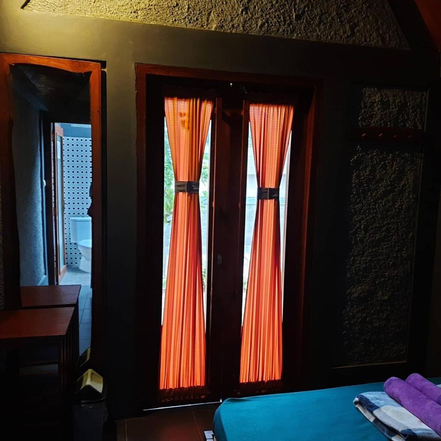 E2 Guest House カリムンジャワ エクステリア 写真